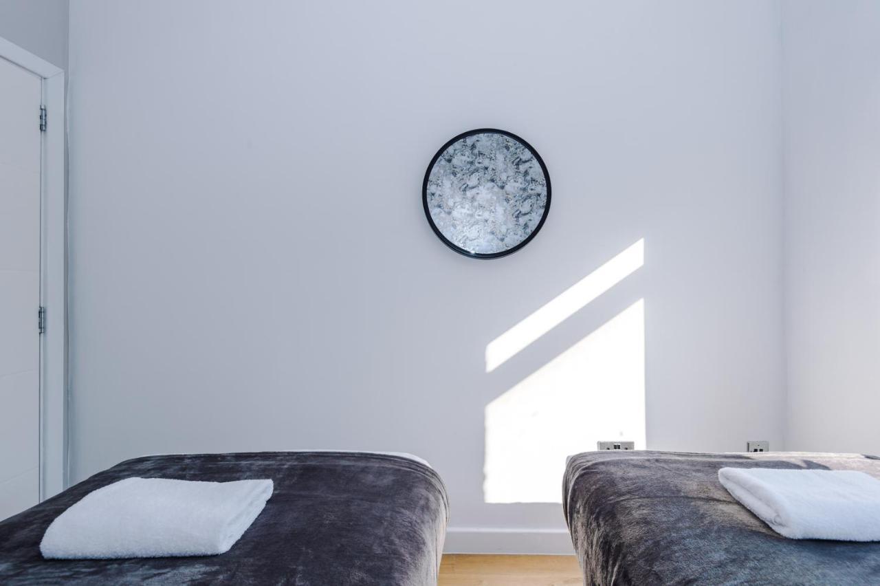 Stylish Apartment Located In The City Centre Of Liverpool Bagian luar foto